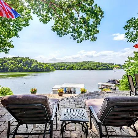 Lakeside Oasis - Room For 12